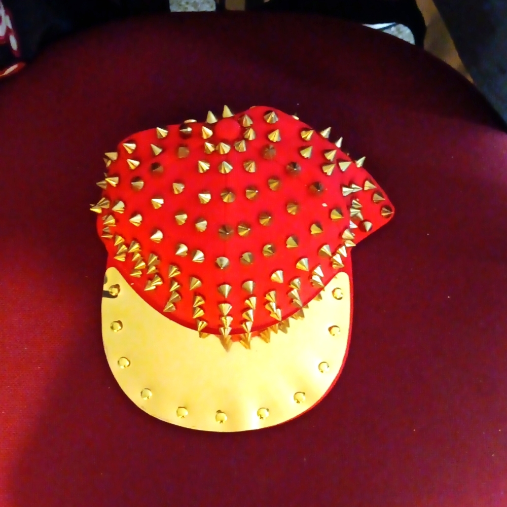 S hat